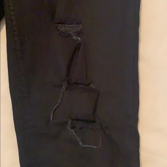 Mid rise black jeans - Picture 2 of 3